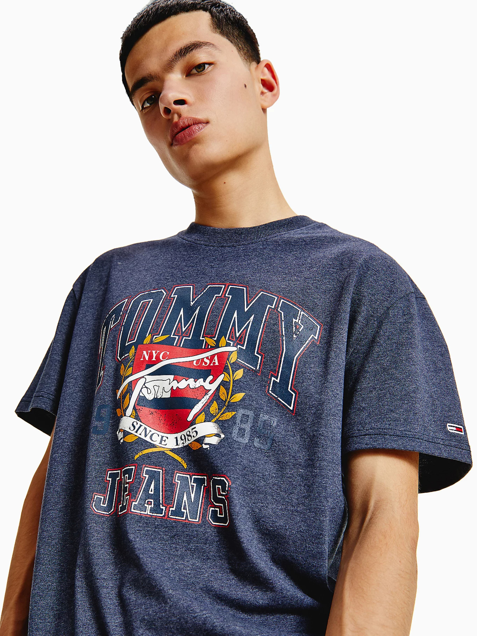 Tommy jeans online collegiate stripe tee